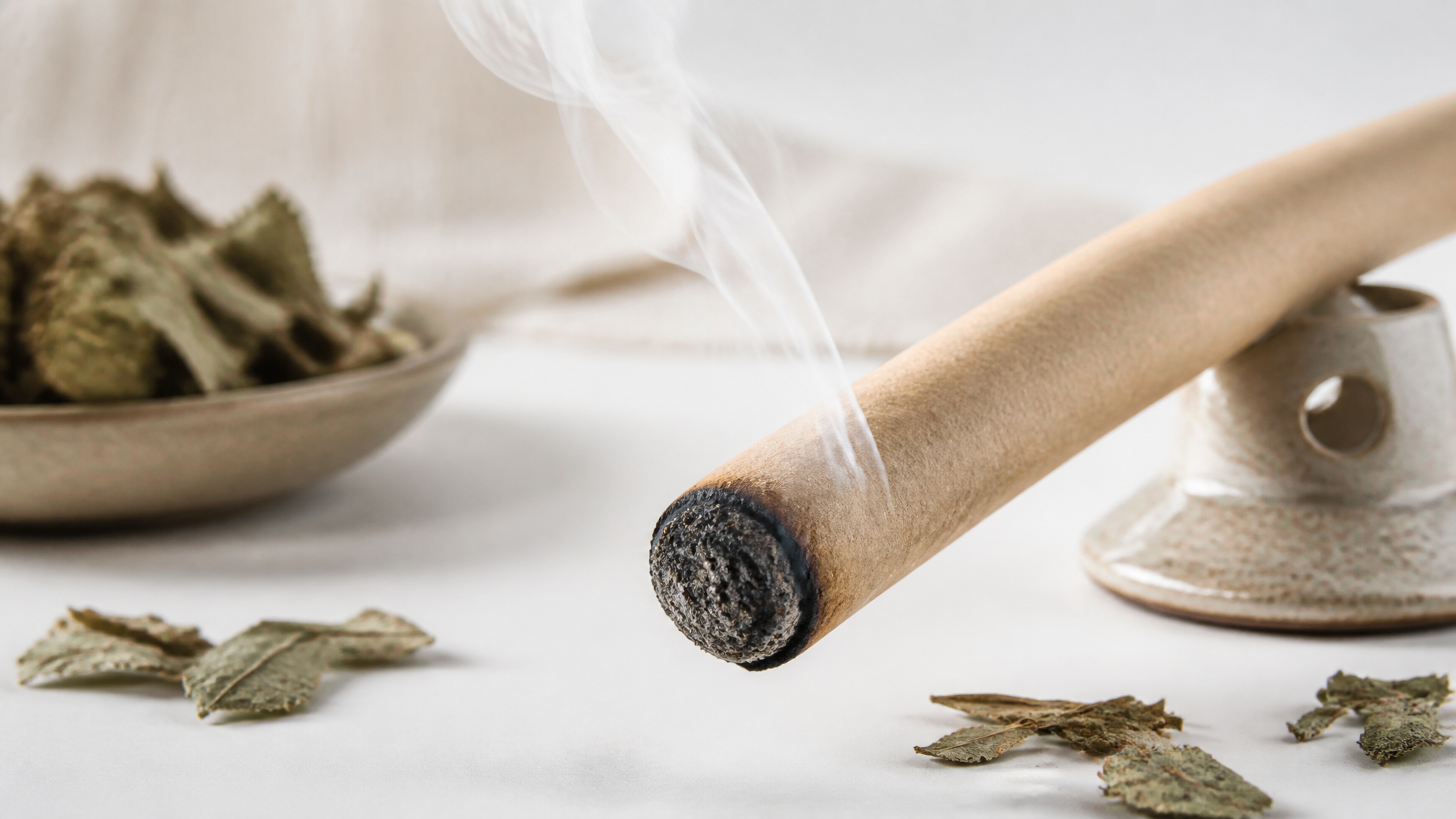 What Are Pure Moxa Sticks? Understanding 7cm Thick Premium Herbal Massagers
