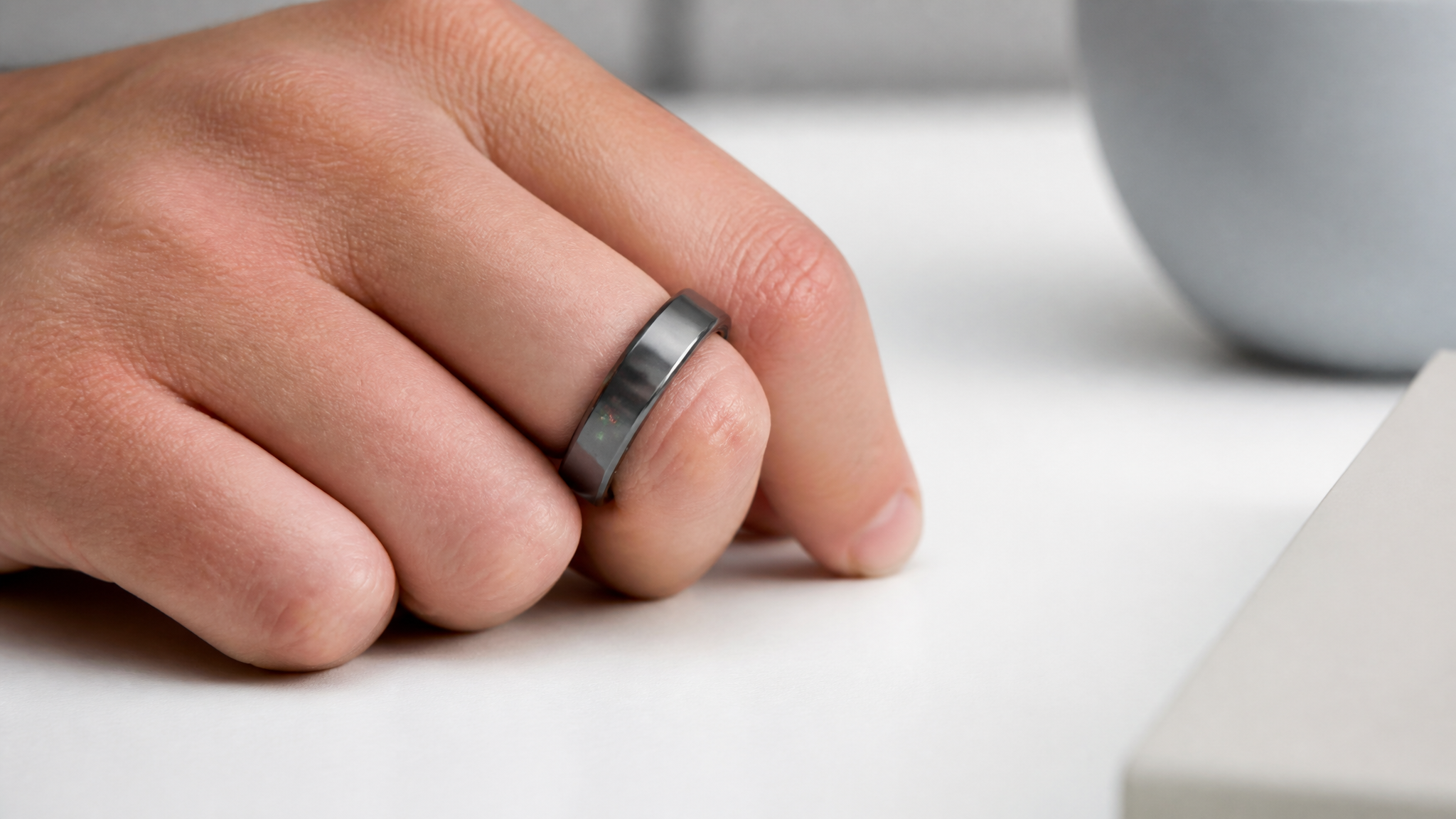 What Are Smart Fitness Rings? Benefits, Features, and Top Brands