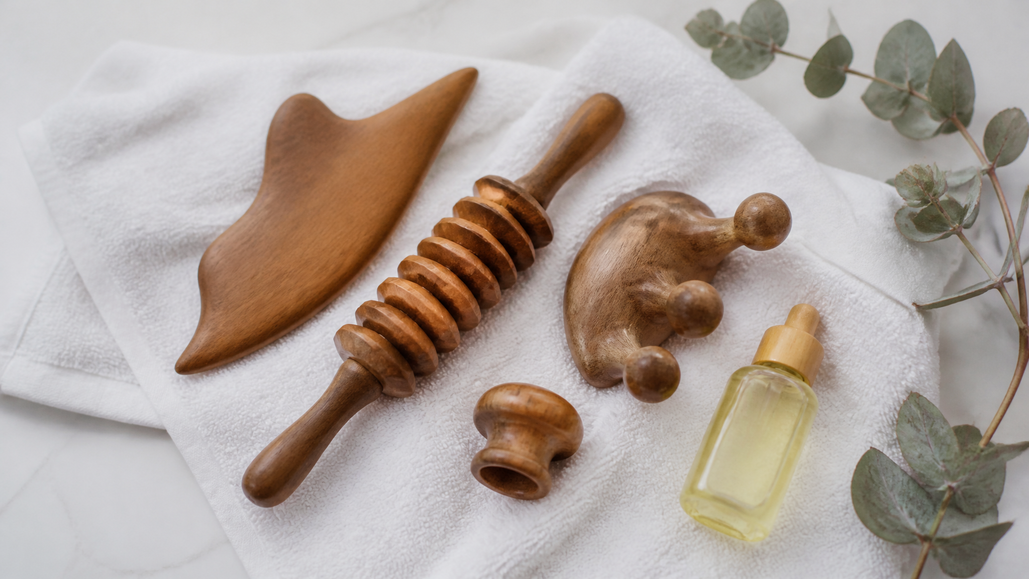 What Is Wood Therapy? How This Body Contouring Technique Works