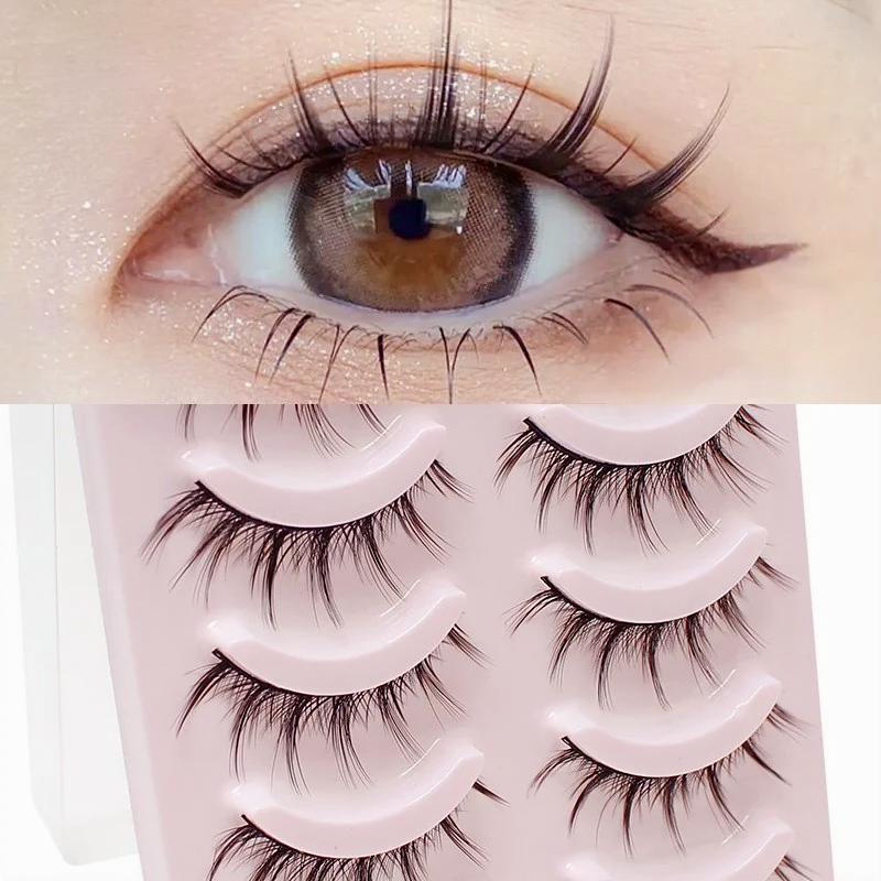 Model wearing professional premium volume and natural style false eyelashes