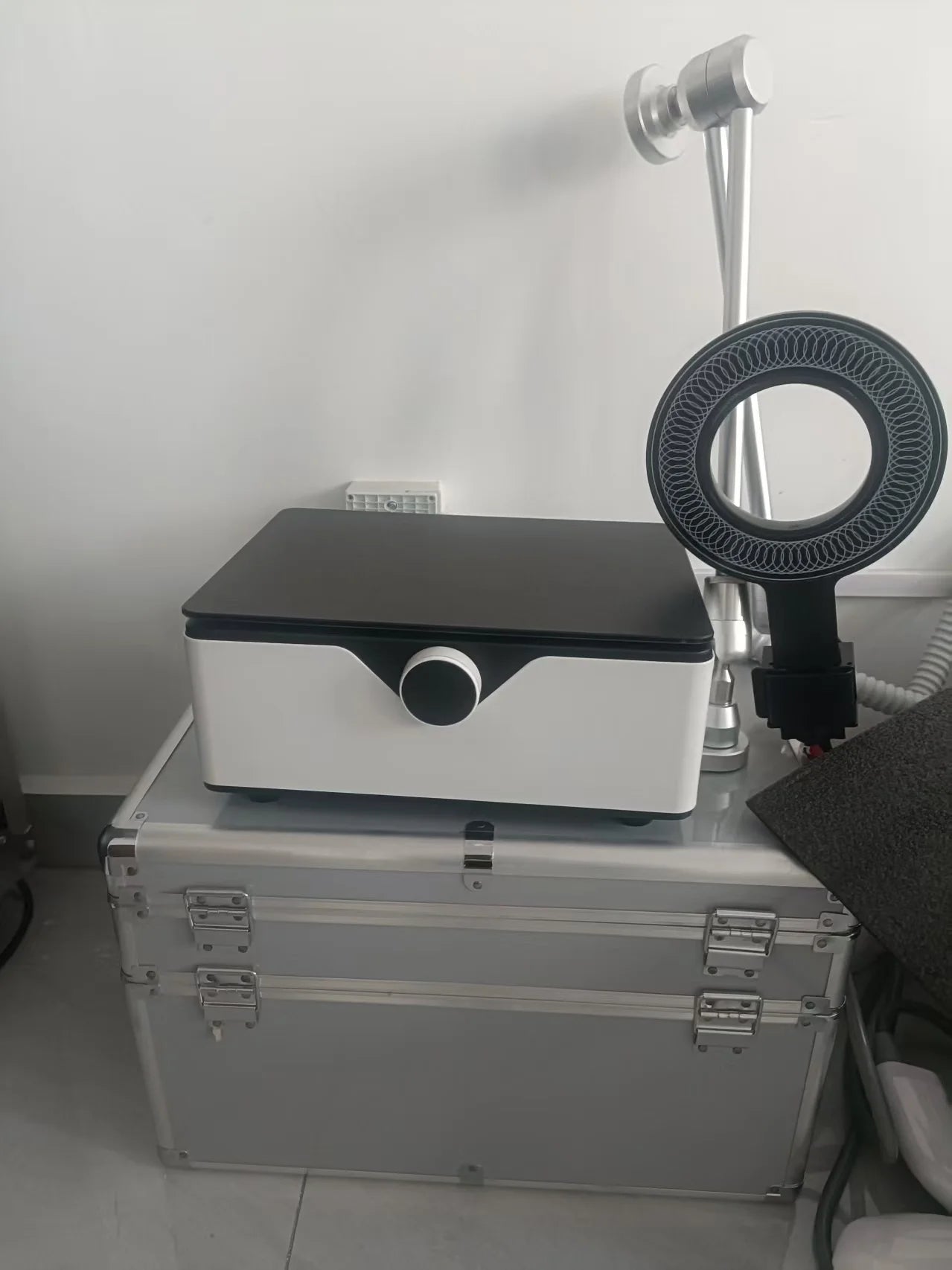 EMTT Physio Magnetotherapy Machine for Pain Relief | Tidesmit Relaxation Treatment Tidesmit