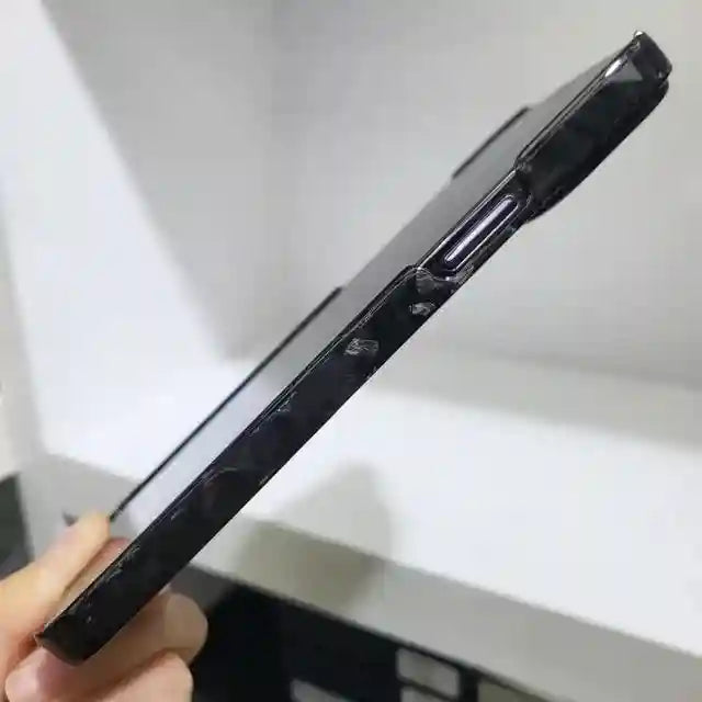 Carbon Fiber iPhone 15 Pro Case - Military-Grade Drop Protection Tidesmit