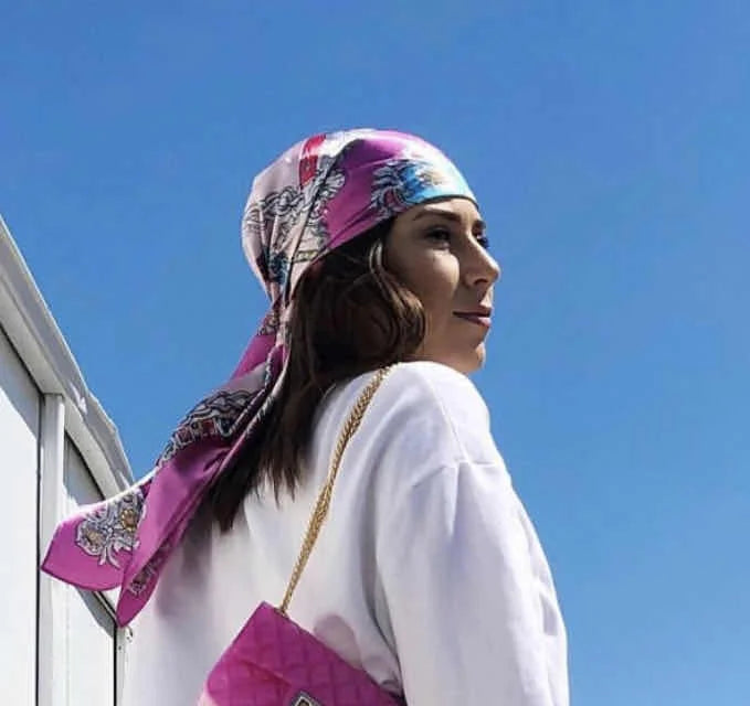 Manufacture of High Quality 90X90 Small 9 Printing Multi-Purpose Headscarf Women'S Silk Scarf