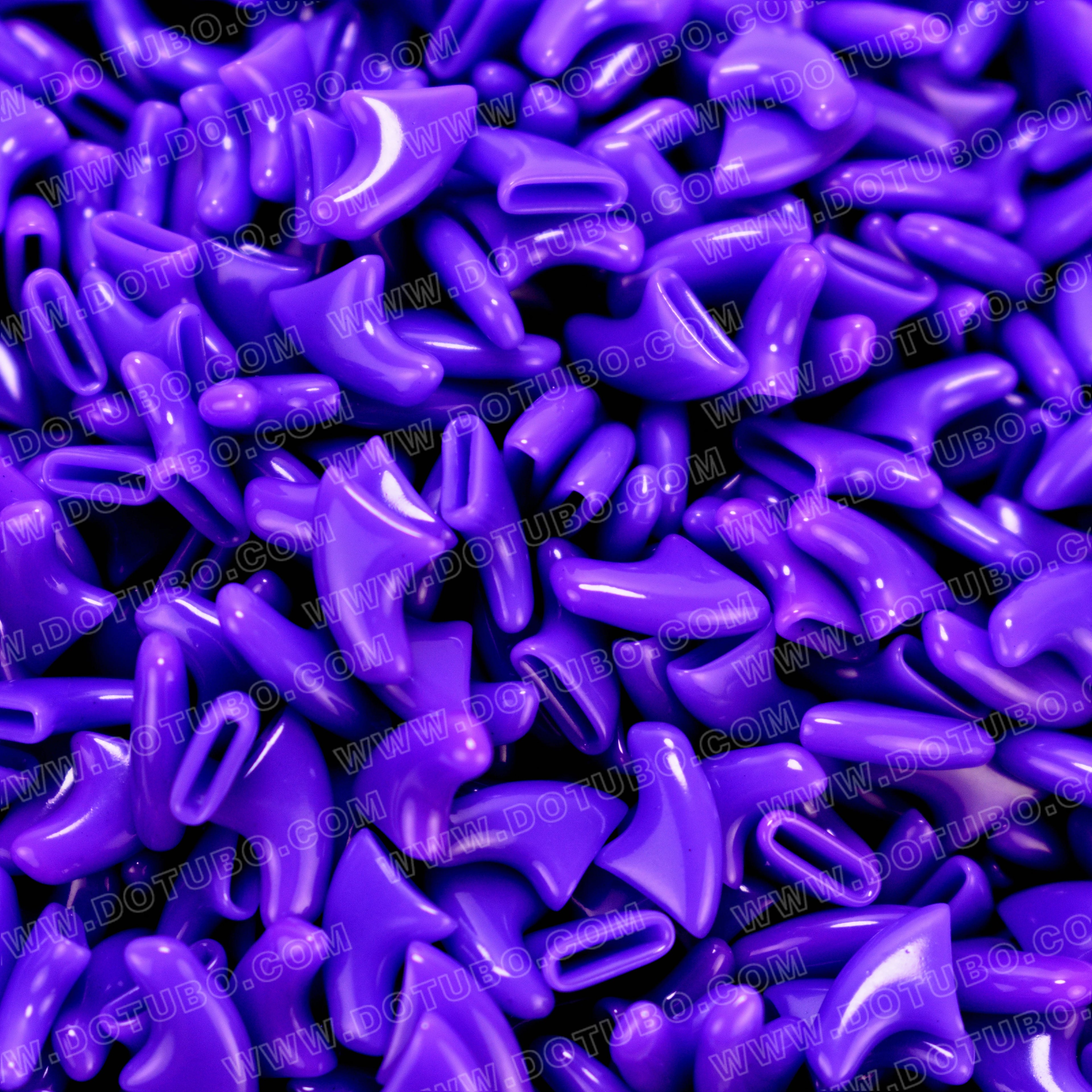 Purple soft silicone cat nail caps for claw protection, available in various sizes with adhesive included.