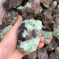 Semi Precious Crystal Home Decor Rough Uncut Emerald Stone Large Feng Shui Stone Eco-friendly Love Natural Polished Green 1kg