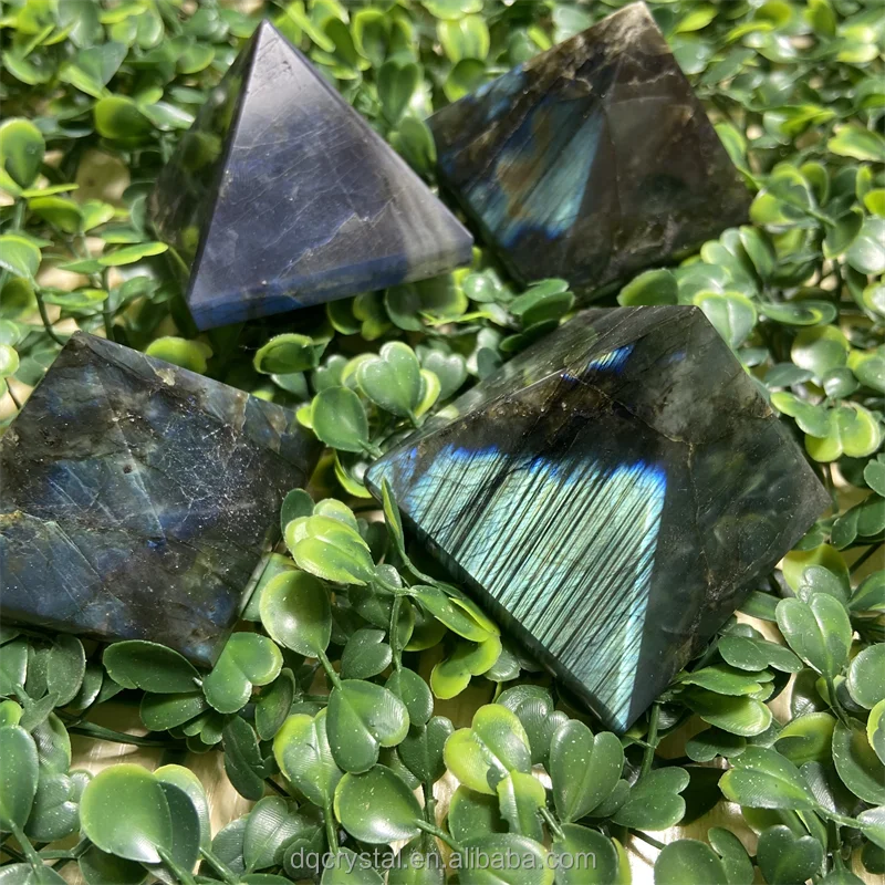 Wholesale Natural Healing Flash Labradorite Pyramid Blue Crystal Egypt Pyramid Paperweight for Decoration and Gifts