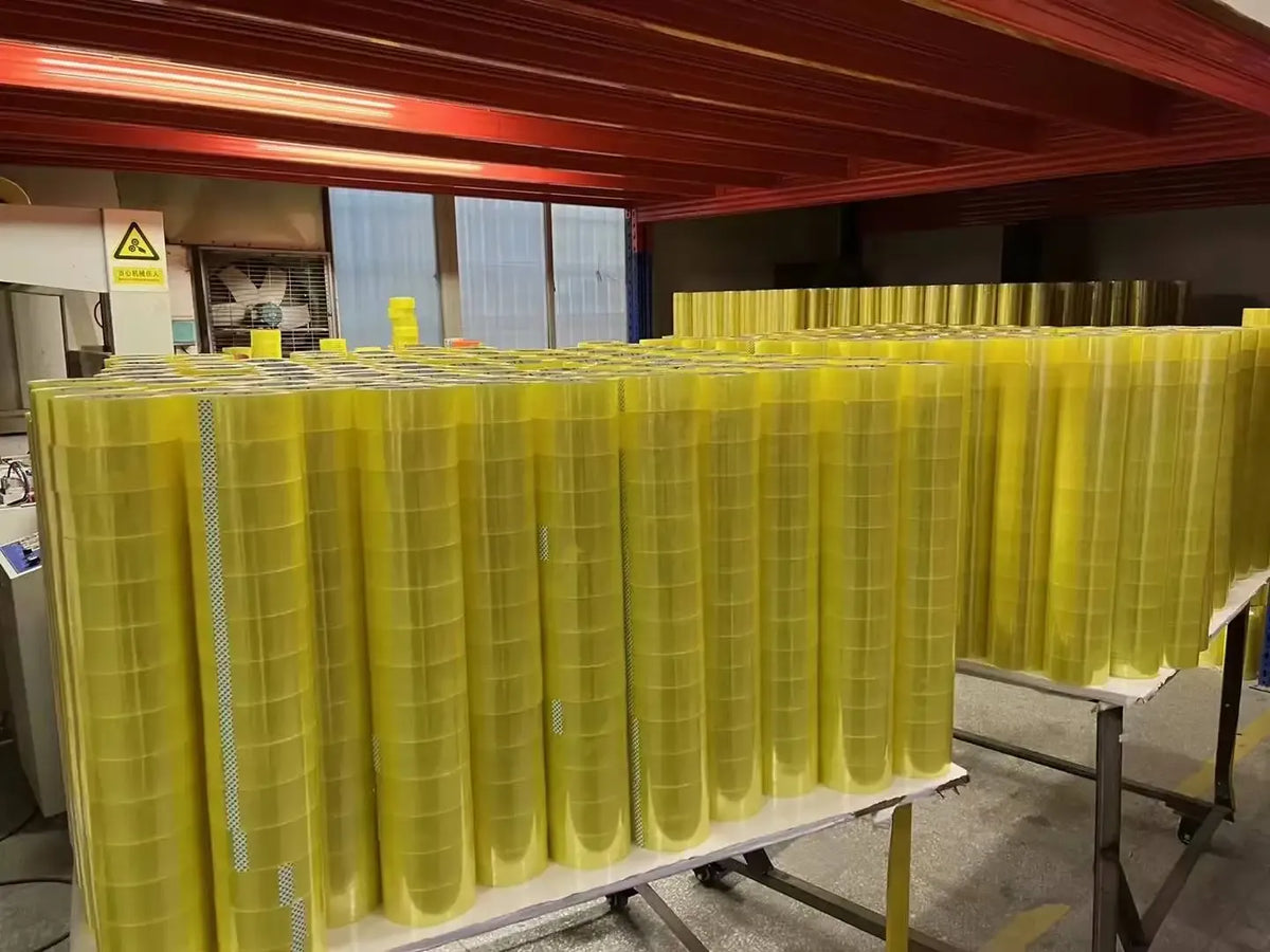 Water-Activated BOPP Shrinking Packing Tape Yellowish Transparent Waterproof Acrylic Medical Grade Single Sided Pressure