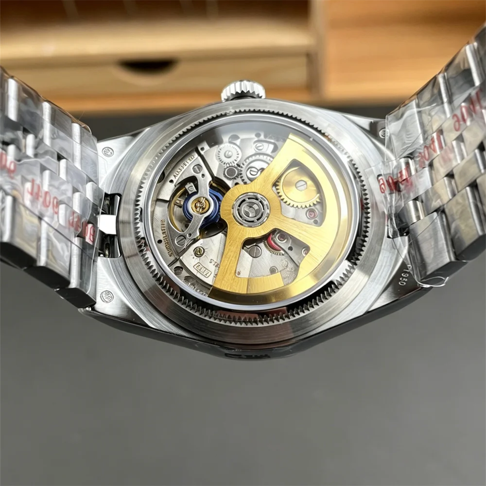 2026 40mm Automatic Mechanical Visible Movement Luxury Fashion Hip Hop Dive Stainless Steel Band Ice Blue Dial Watch