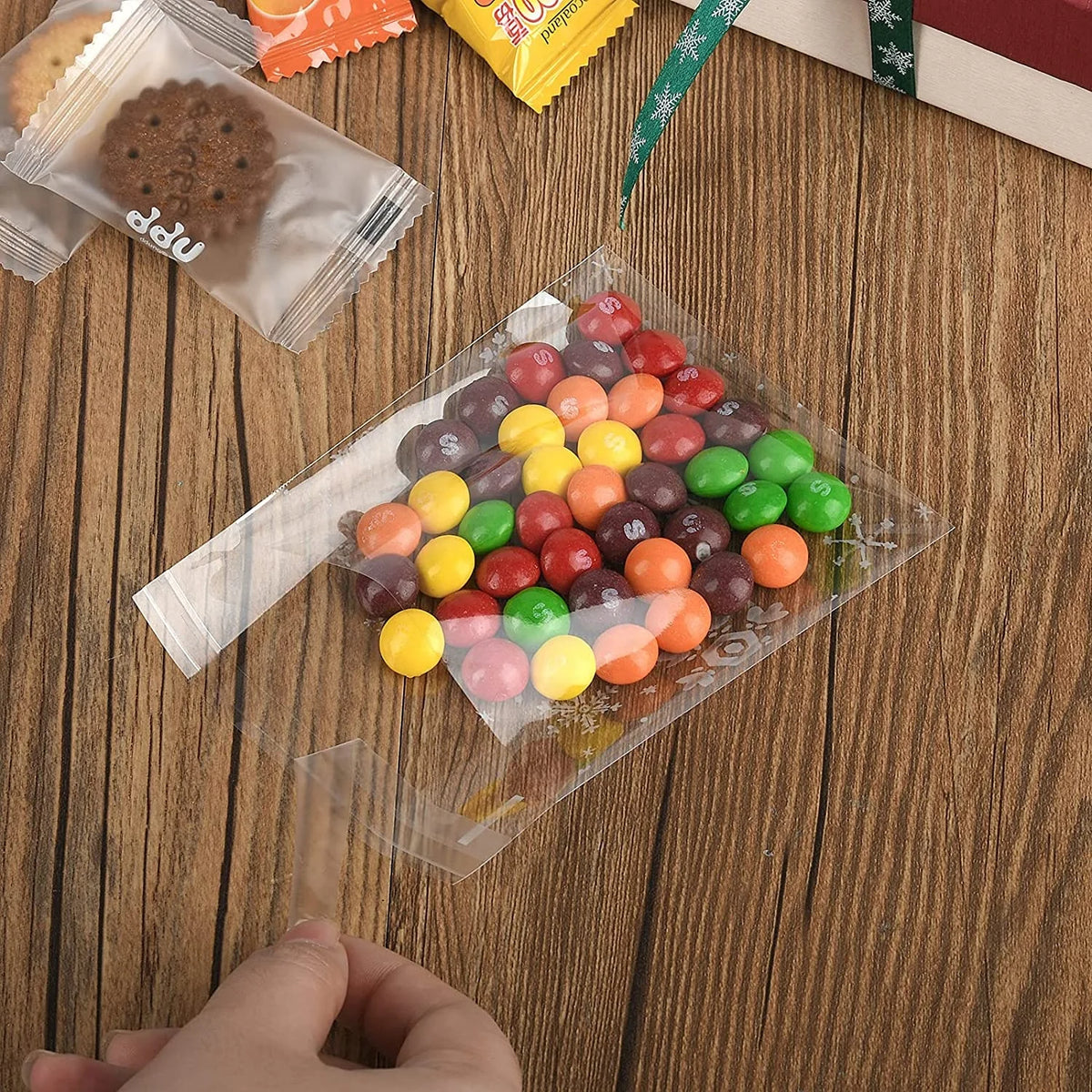 100 Counts Snowflake Treat Bags Self Adhesive Cookie Bags Resealable Cellophane Treat Bags