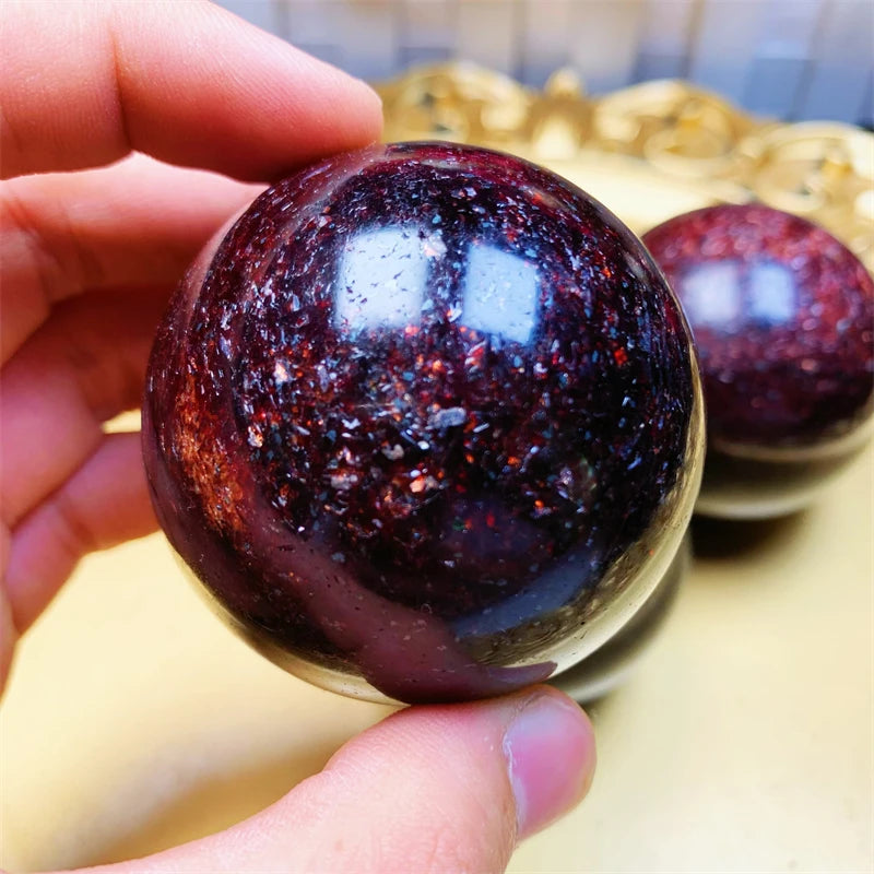 New Arrivals Natural Minerals Crystal Healing Stone Deep Red Rhodonite Sparking Mica Ball for Decoration Gift