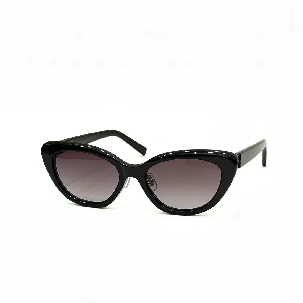 Fashion MiWu Miwu Cat Eye Women Sunglasses Luxury Brand Designer VMU 83S Small Frame Glasses UV400 Girl Letter Eyewear