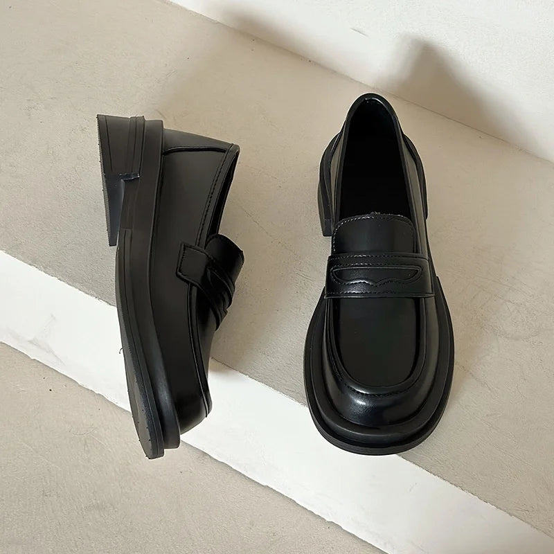 Professional Women's Loafers New British Style Elegant Ballet-Style Flat Small Leather Shoes Soft Peas Light Patent Summer