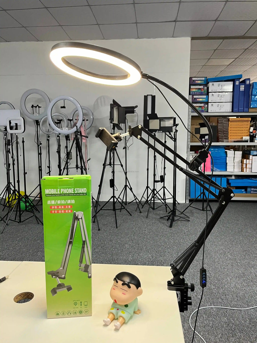 10 Inch LED Ring Light with Stand - Adjustable Color Temperature Black Tidesmit