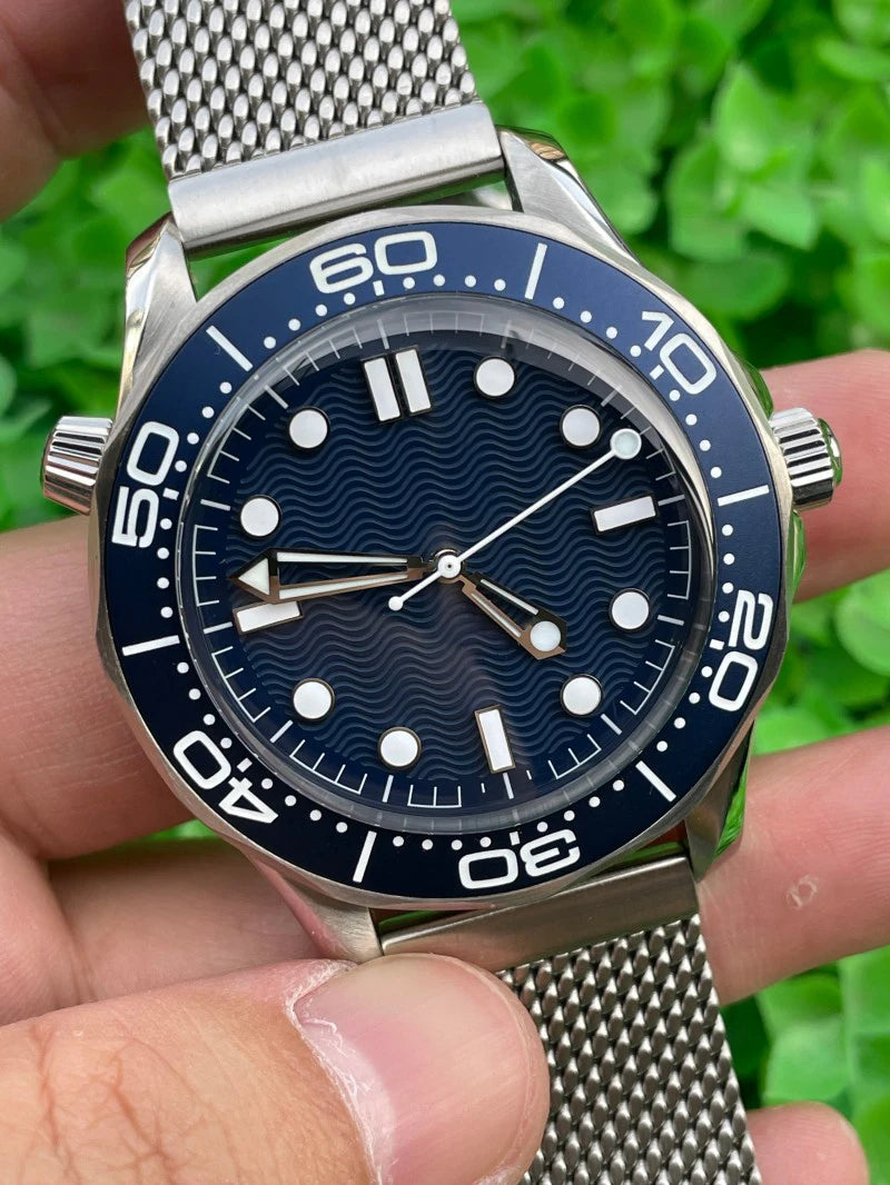 Wholesale Factory Price Mechanical Diver 300m 8806 Movement Titanium Case Automatic Watches Men Wrist Luxury Relojes Hombre