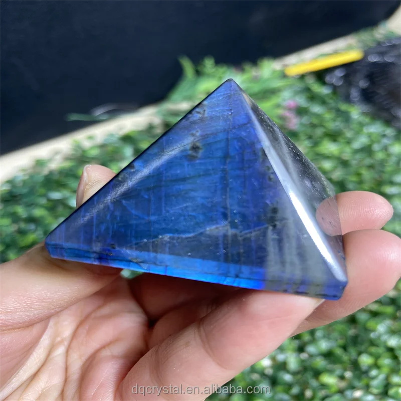 Wholesale Natural Healing Flash Labradorite Pyramid Blue Crystal Egypt Pyramid Paperweight for Decoration and Gifts
