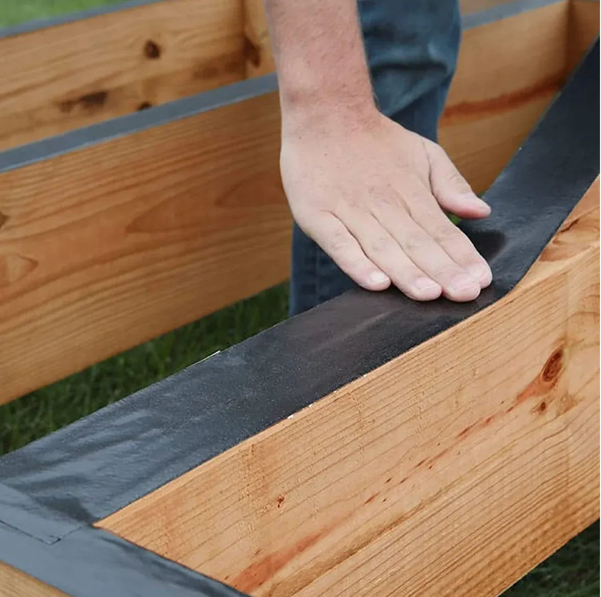 Strong Adhesive Single Sided Butyl Tape Wear-Resistant Anti-Corrosion and Waterproof PVC Black Deck Repair Joist for Masking