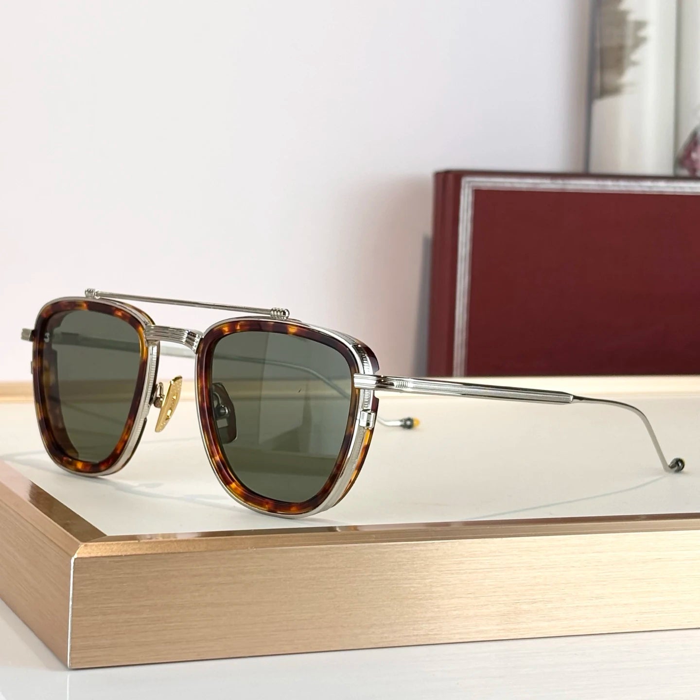 Luxury Fashion Designer Neutral Sunglasses UV400 Pilot Titanium Frame High Quality Men's Driving Business Travel Sunglasses
