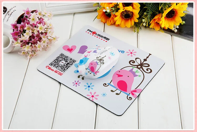 M101 Ergonomics Wireless Mouse 2.4G Cute Optical Cartoon Computer Silent Mice With USB Receiver for Laptop Kid Girl Gift Macbook