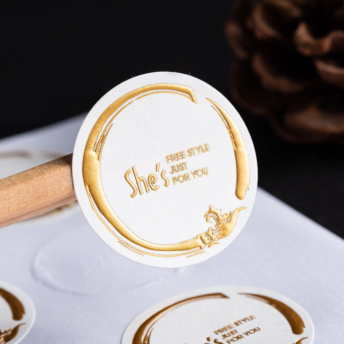 Round thank-you gift seal sticker, white with gold border and printed wording