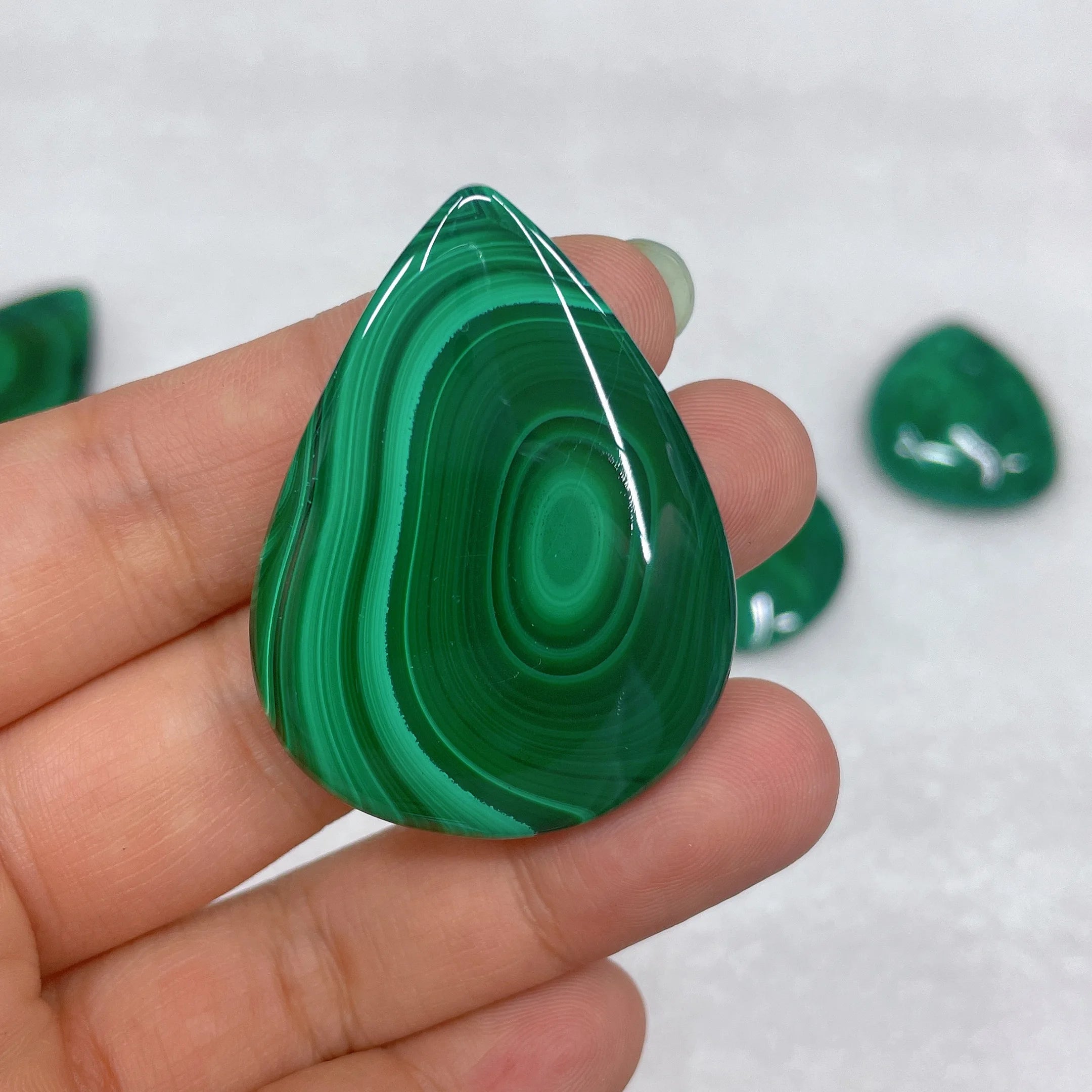 Wholesale Natural Gemstone Malachite Crystal Pendants Spiritual Teardrop Stripe Healing Polished Craft for Holiday Home