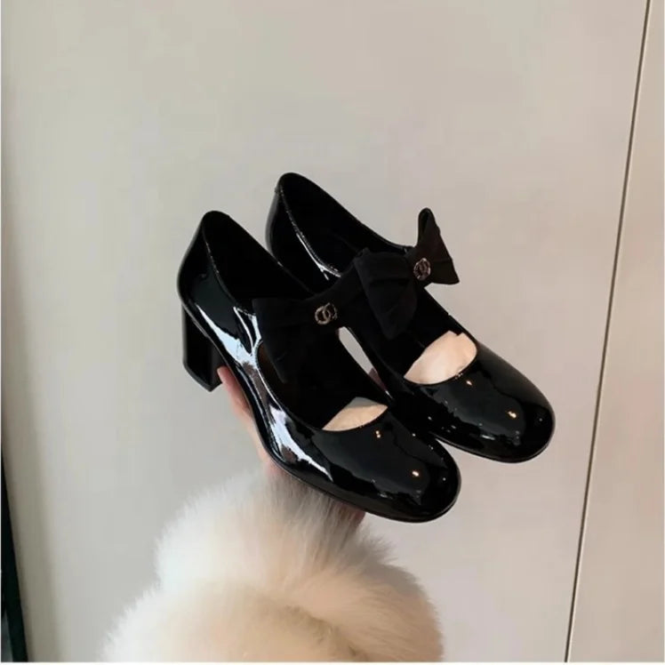 College Style Toe Thick Heel Straight Strap Mary Jane Patent Leather Formal High Heels Women's Milk Tea Colored Single Shoes