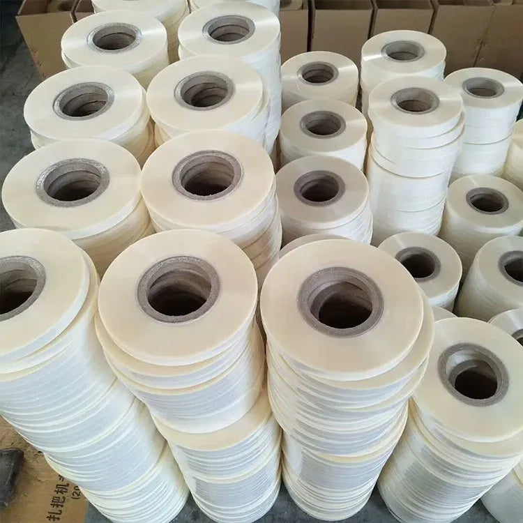 Heat-resistant acrylic hot melt glue tape rolls, white single-sided adhesive tape on pallets
