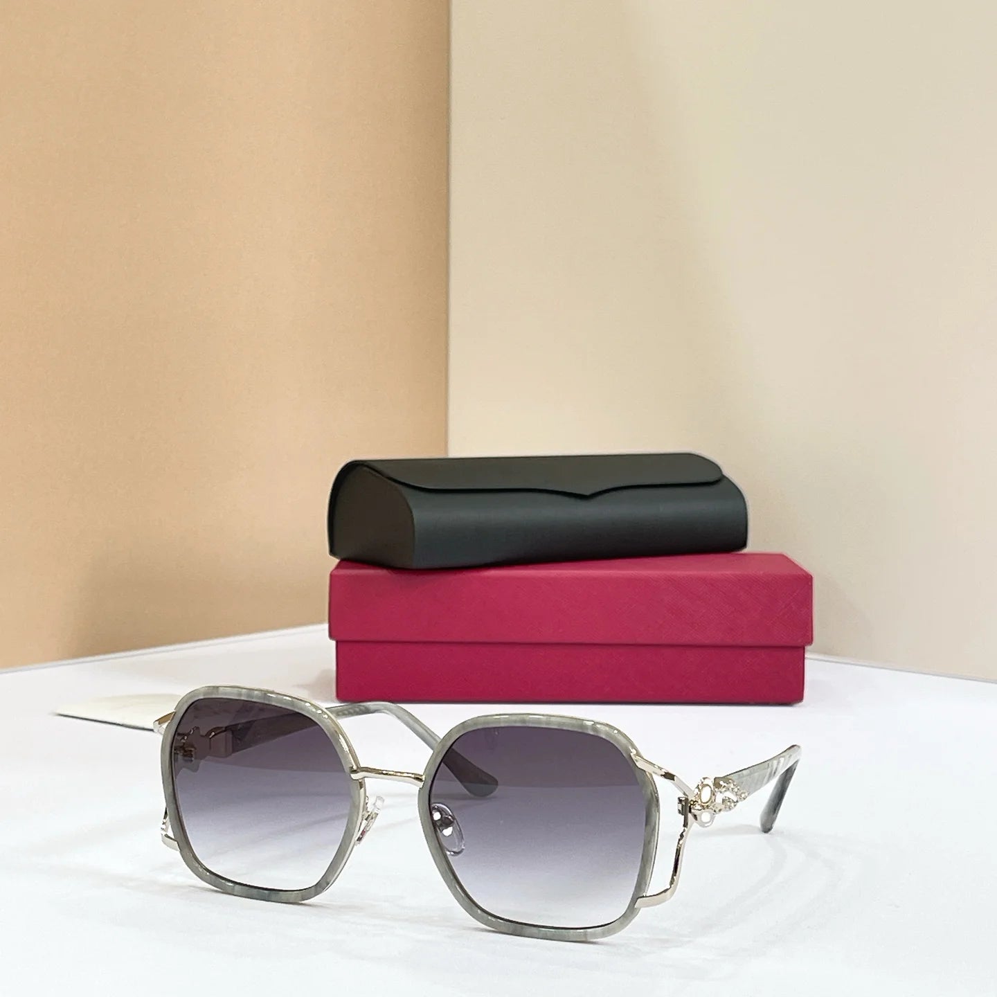 2026 Men's Fashion Running Sunglasses  Luxury Designer Metal-Frame Shades