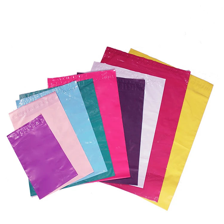 Stocked Eco Friendly Self Sealing Plastic Poly Mailer  Bag with Handle Courier Bag for Postage Shop 100 PCS Per Roll