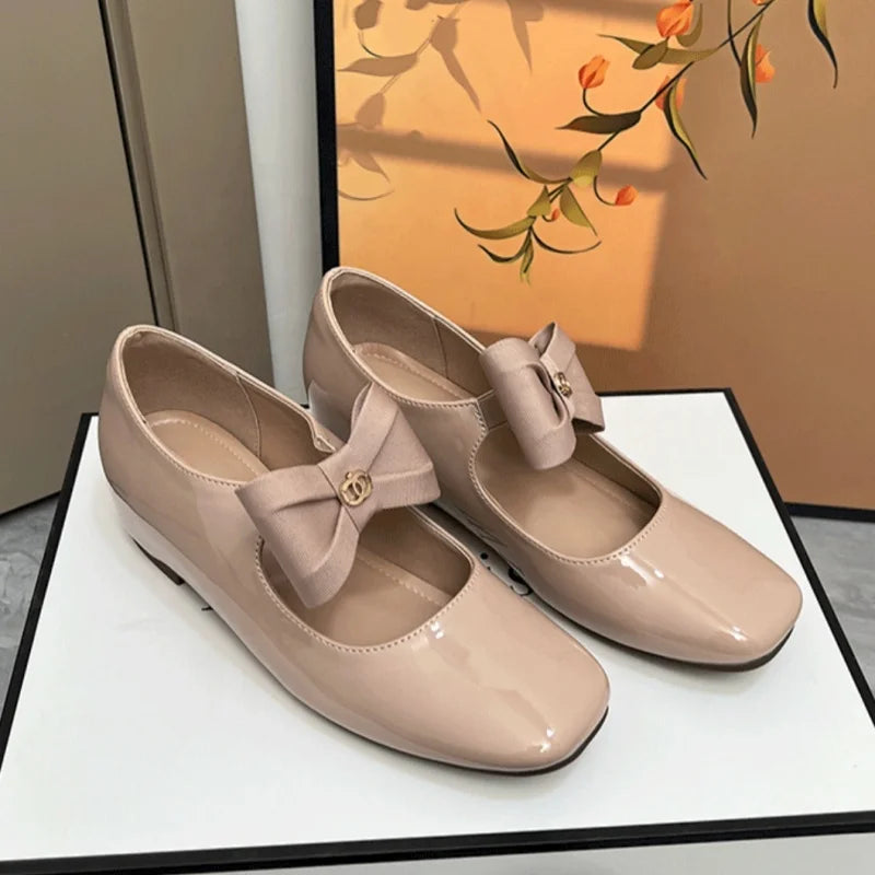 College Style Toe Thick Heel Straight Strap Mary Jane Patent Leather Formal High Heels Women's Milk Tea Colored Single Shoes