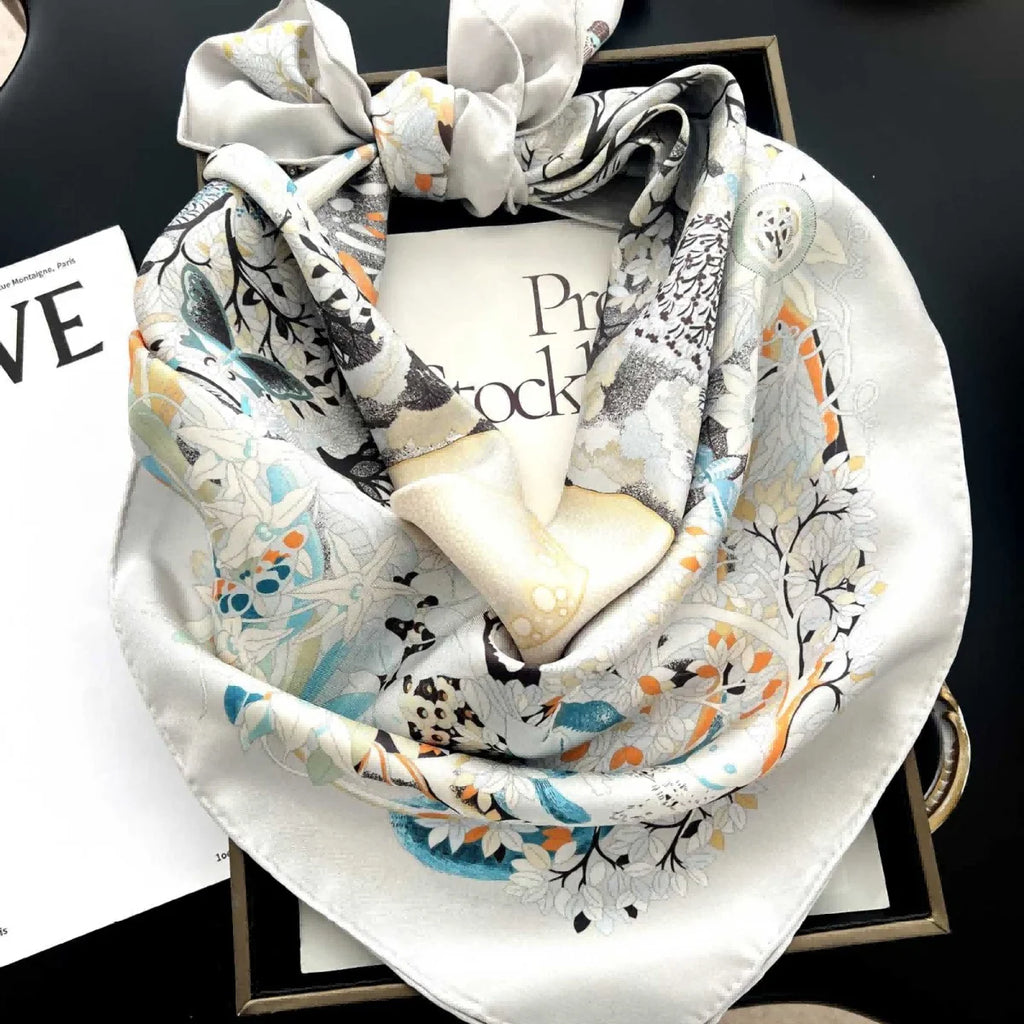 Custom Digital Print 100% Mulberry Silk Twill Square Scarf 90x90cm Luxury Women Fashion Neck Head Scarf OEM Wholesale Factory