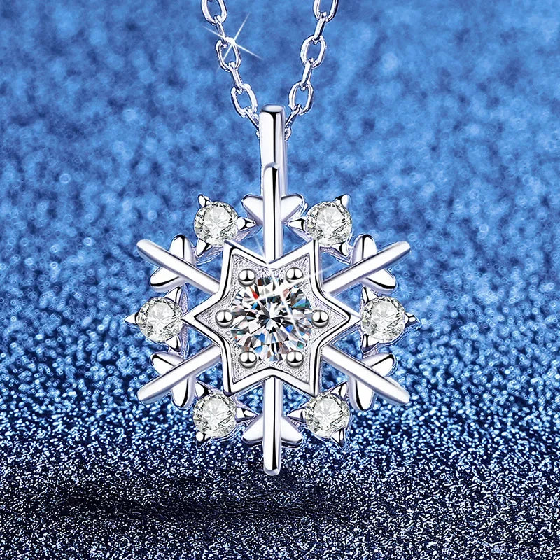 Christmas Platinum PT950 18K Gold Moissanite Rotating Snowflake Drifting Temperament Necklace Simple Luxurious Pendant GRS