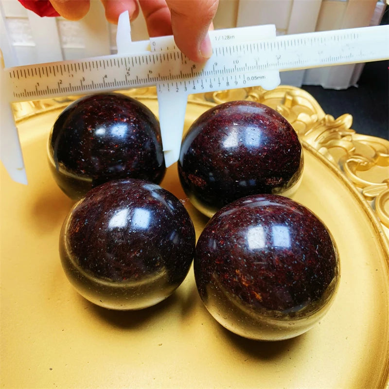 New Arrivals Natural Minerals Crystal Healing Stone Deep Red Rhodonite Sparking Mica Ball for Decoration Gift