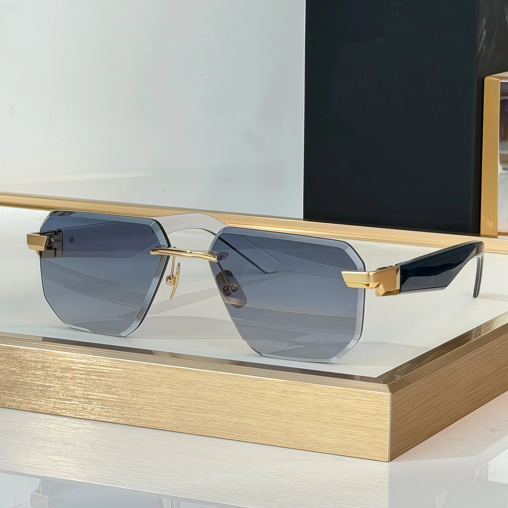 Luxury Designer Sunglasses for Men Universal Fashion Metal Square Vintage Premium Eyeglasses Business Reusable Polarized