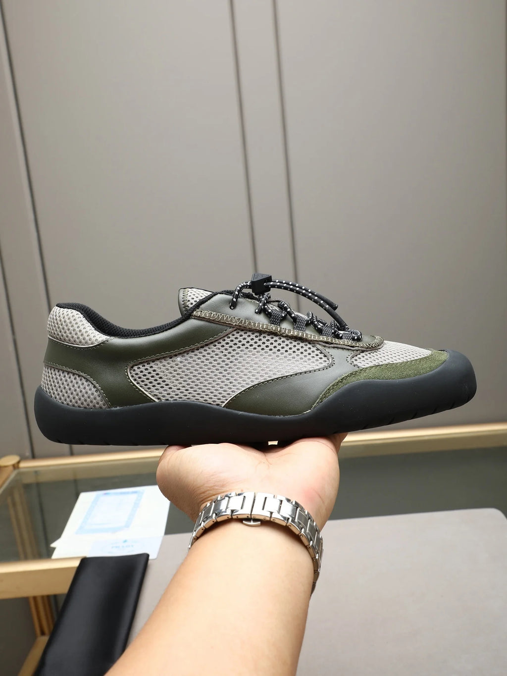 LANCI Custom Luxury Sneakers for Men Solid Pattern Crepe Rubber Sole Breathable Cloth Custom Logo Genuine Leather for Spring