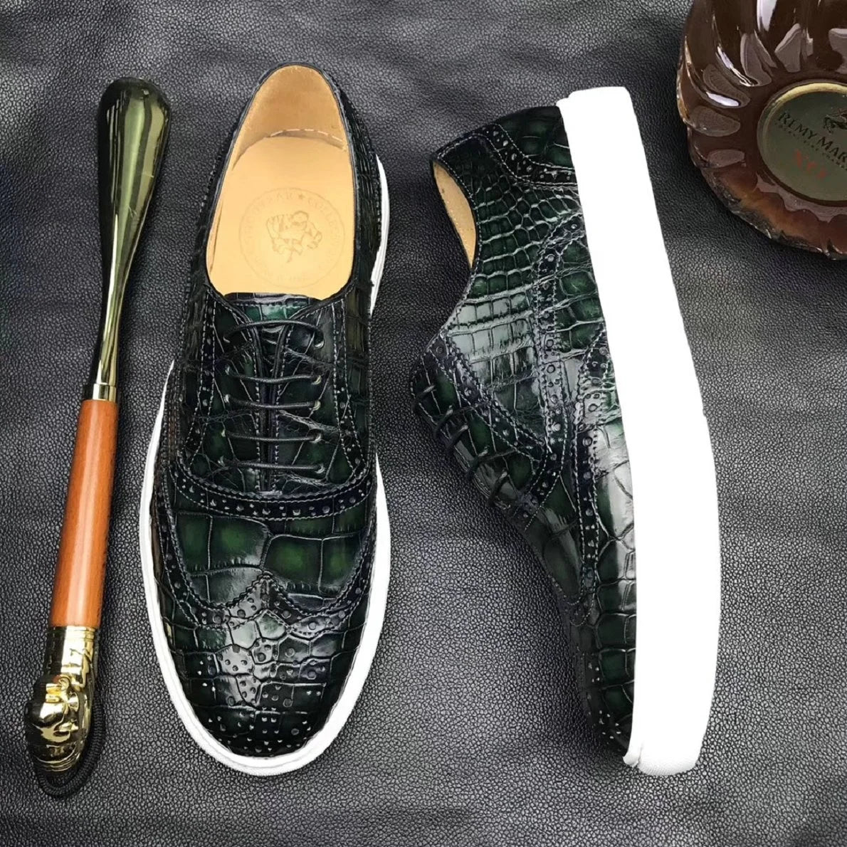 Hot Selling Alligator Skin Luxury Men's Sneakers Customizable Crocodile Leather Walking Styles Casual Flat Shoes Men