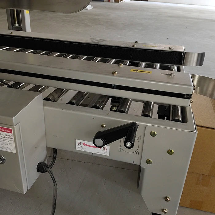 Automatic Pneumatic Digital Tape Dispenser Carton Flaps Folding Tape Sealing High Productivity Energy Saving Secondary Machine