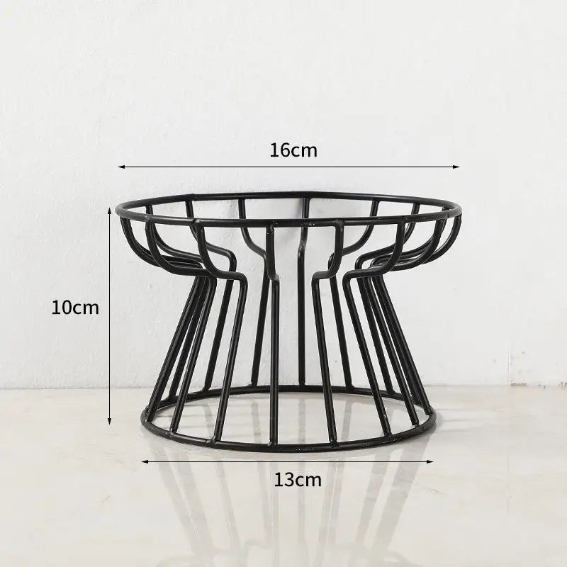 Black wire raised cat and dog bowl stand for ergonomic pet feeding, 16cm diameter. Durable metal elevated pet feeder.