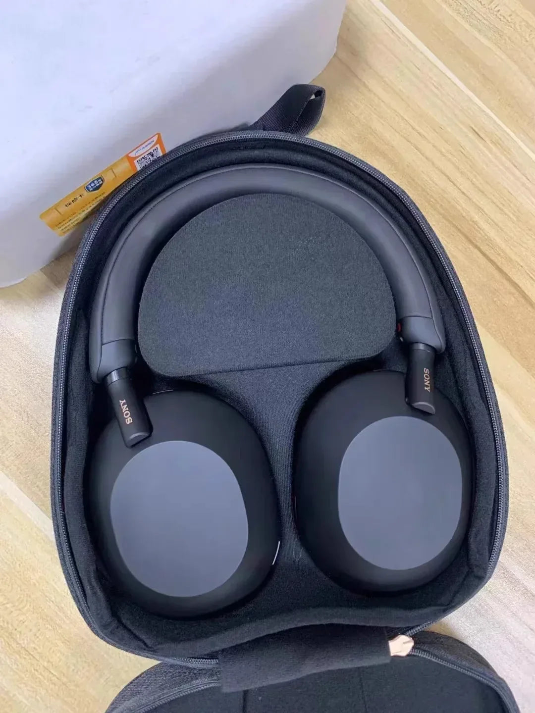 Sony WH-1000XM5 Wireless Noise Cancelling Headphones by Tidesmit Black france Tidesmit
