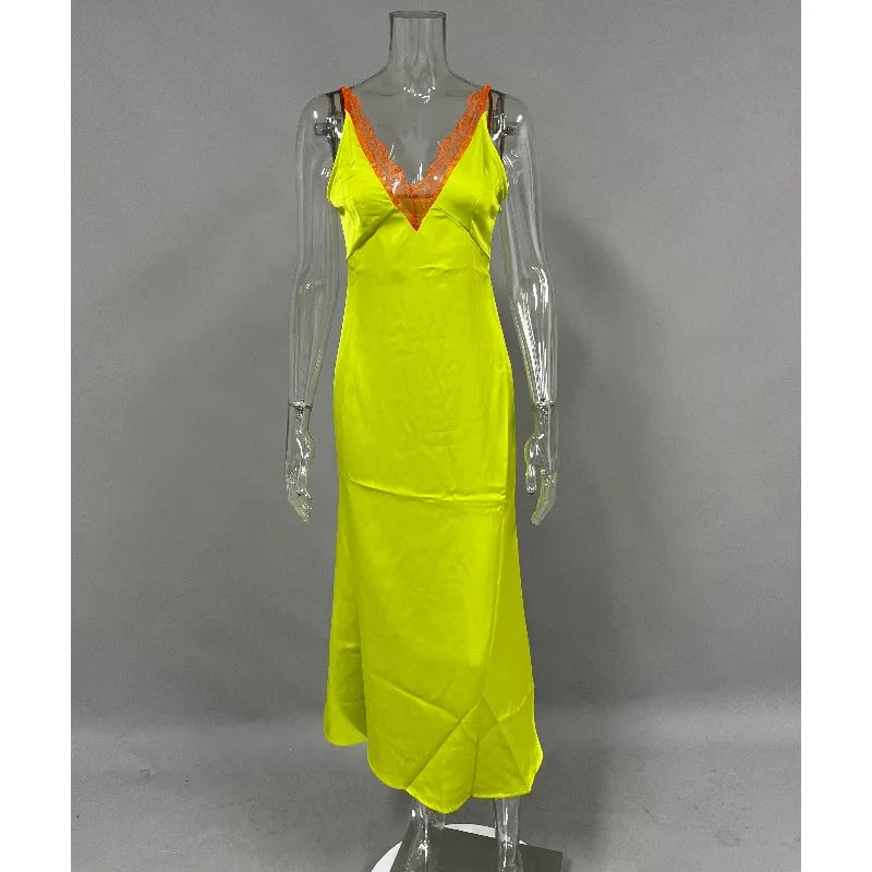 Tsiisd Contrast Lace V-Neck Camisole Long Dress Women's Sleeveless Slim Summer Beach Style Party Dress Female Halter Dress 2026