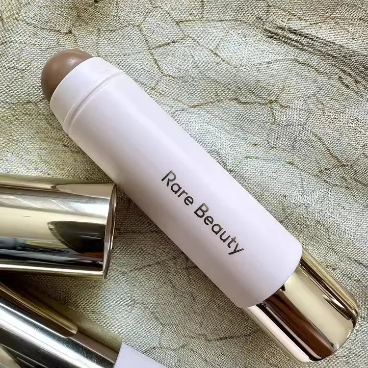 Tidesmit Soft Pinch Liquid Bronze Contour Stick for natural nose shadowing and highlighting face makeup texture view