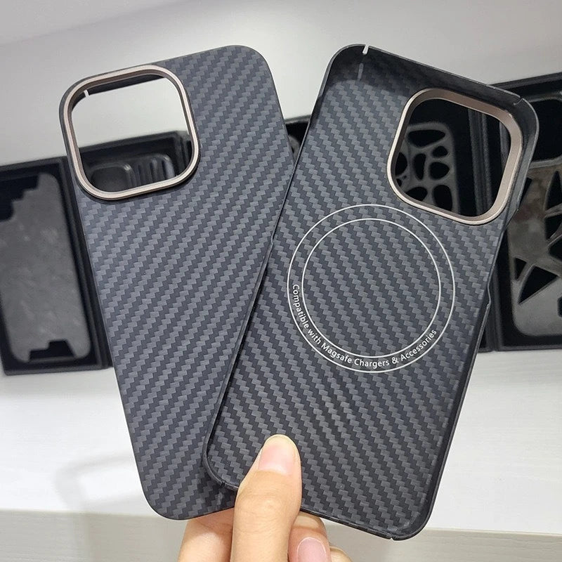 Aramid Fiber iPhone 15 Pro Case - Slim Military-Grade Shock-Absorbing Cover Tidesmit