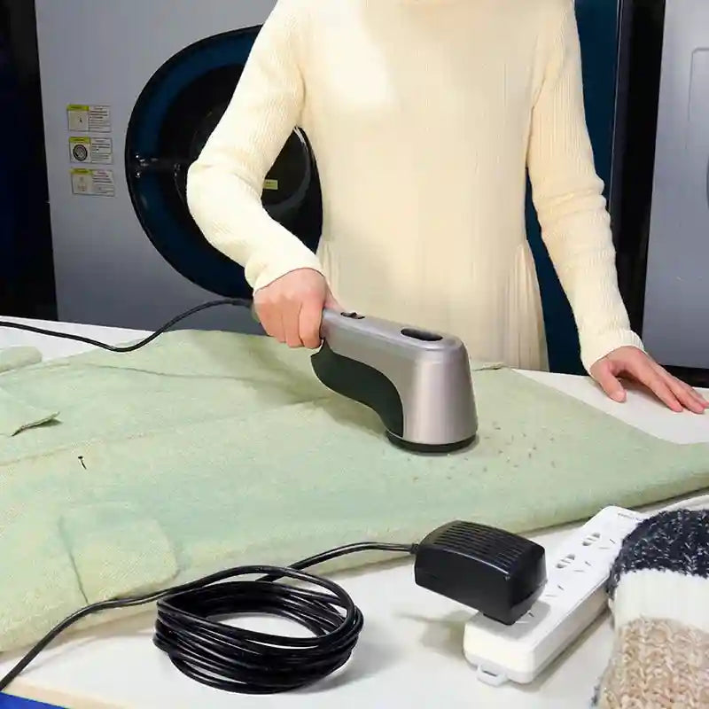Tidesmit 60W professional electric lint remover featuring a high-capacity spool for efficient fabric shaving.