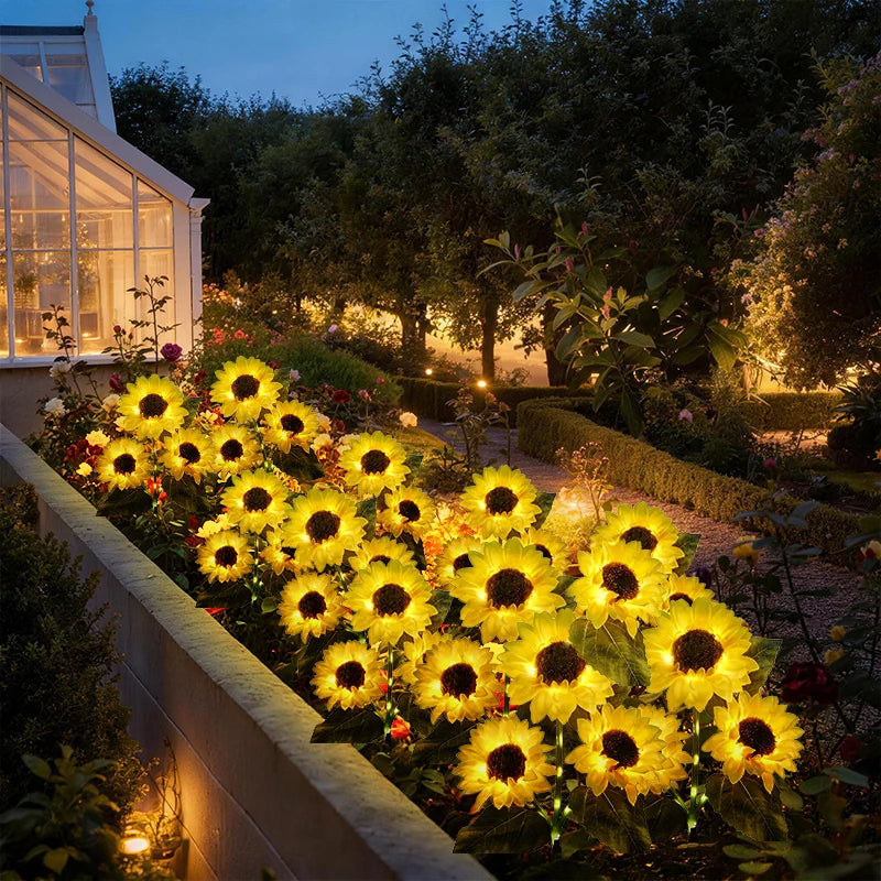 2/4 PCS Solar Powered Sunflower Light 3 Head Outdoor Waterproof LED Ground Insert Lawn Lamp For Garden Lawn Courtyard Decoration