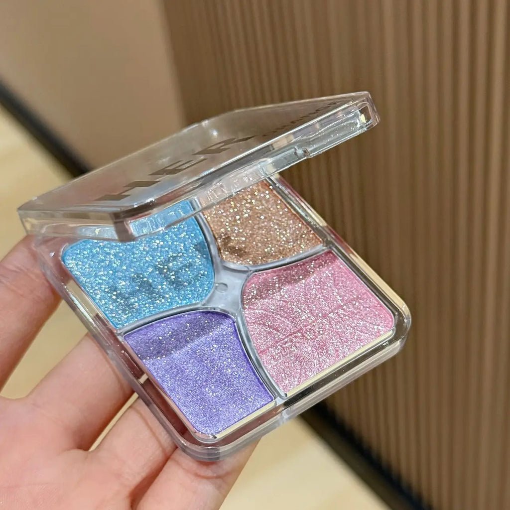 Tidesmit Herorange 4-in-1 eyeshadow highlighter blush palette texture close-up for smooth matte face makeup finish