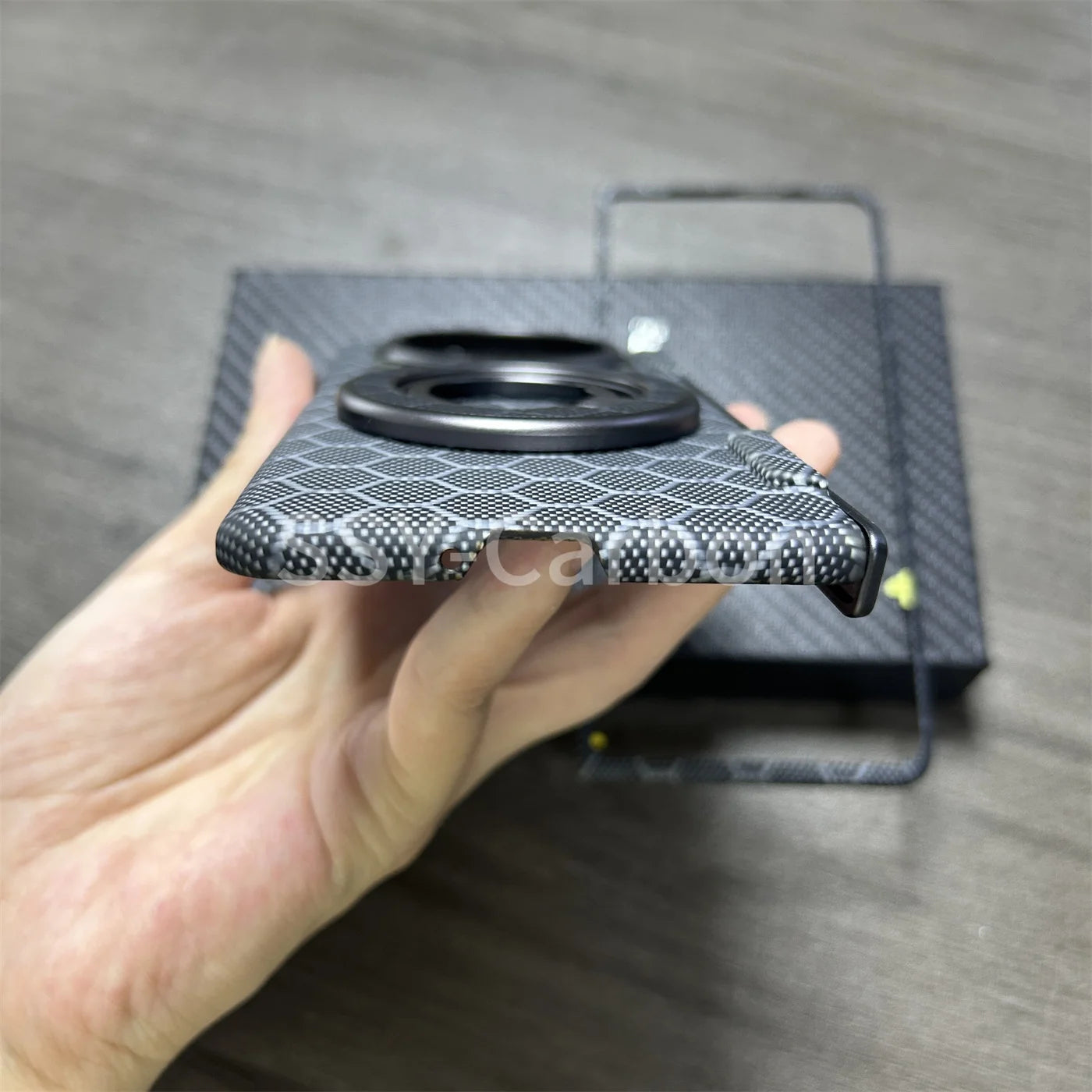 Honor Magic V3 Carbon Fiber Case | Slim Shock-Absorbing Magnetic Cover Tidesmit