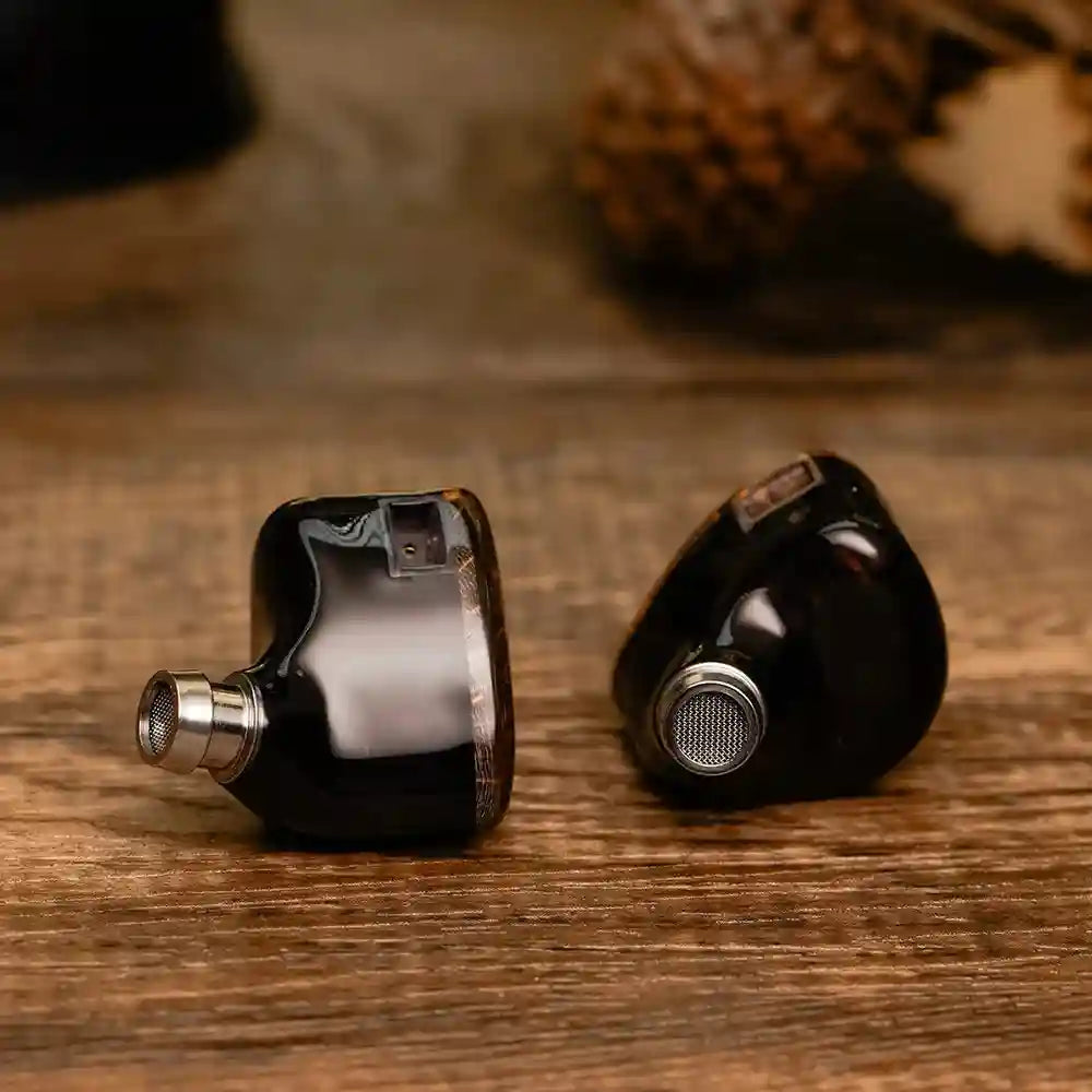 DUNU x Gizaudio DaVinci Hybrid In-Ear Monitors - Studio Grade Audio Tidesmit