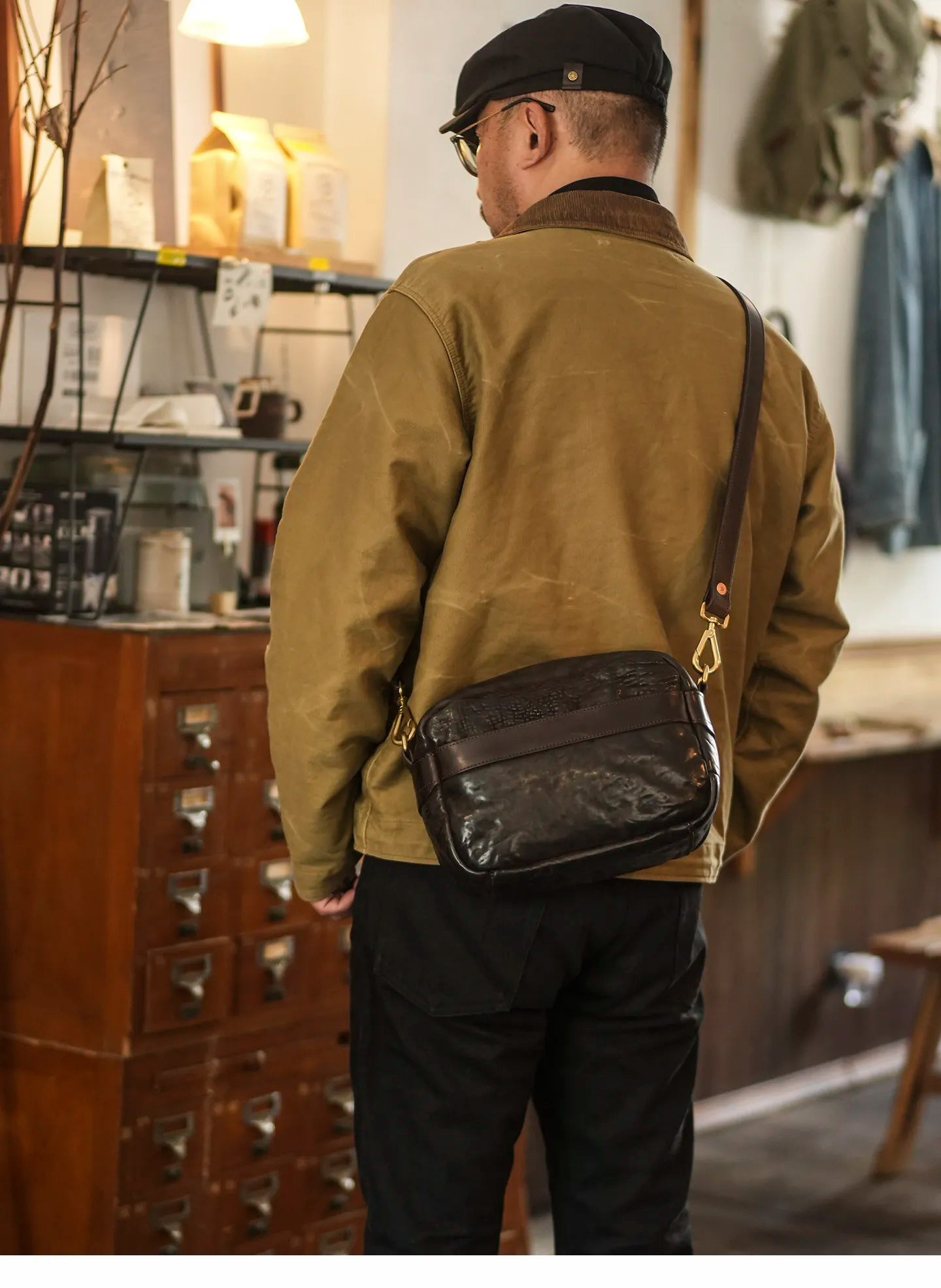 casual luxury padded genuine leather men's crossbody bag fashion vintage designer handmade real cow leather shoulder bag