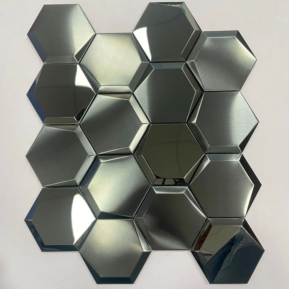 Hexagon self-adhesive metal mosaic tiles with brushed silver 3D hexagon pattern