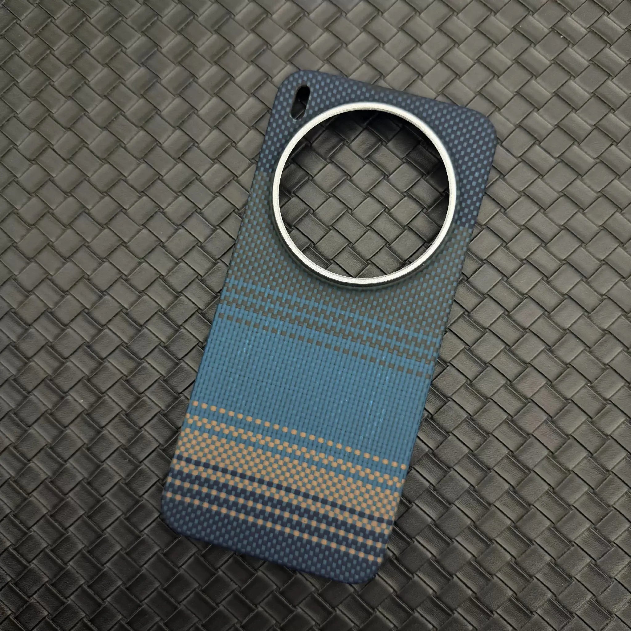 Vivo X300 Pro Aramid Fiber Case | Slim Military-Grade Magnetic Cover Moonrise Tidesmit