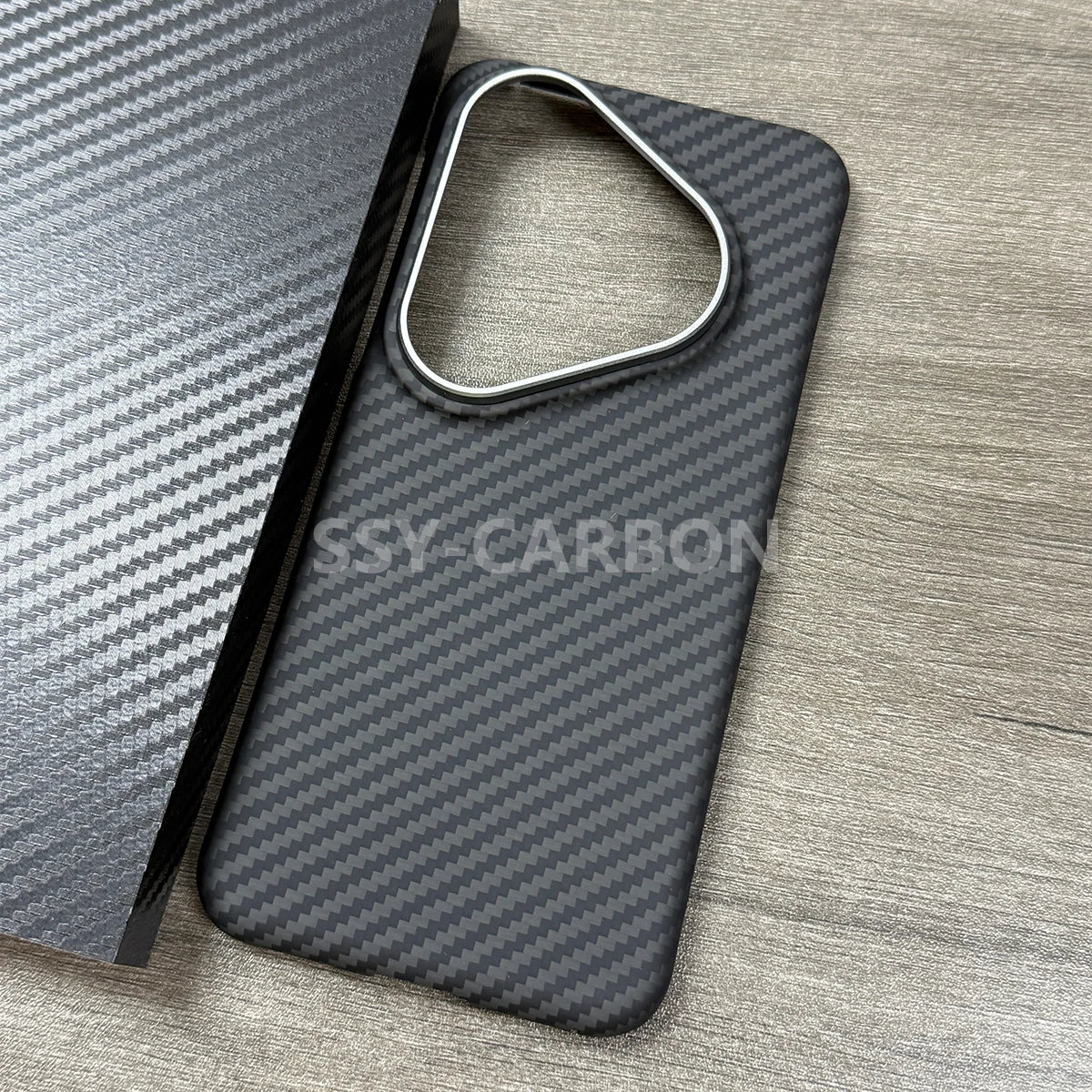 Carbon Fiber Huawei Pura 80 Ultra Case - Slim MagSafe Shock-Absorbing Cover Tidesmit